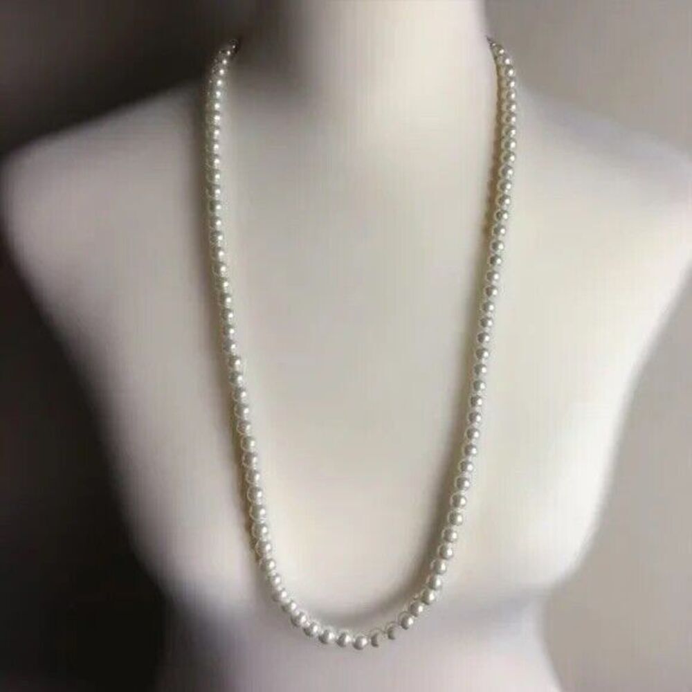 Vintage Faux Pearl Necklace Glass Beads Lobster Clasp Costume Jewelry